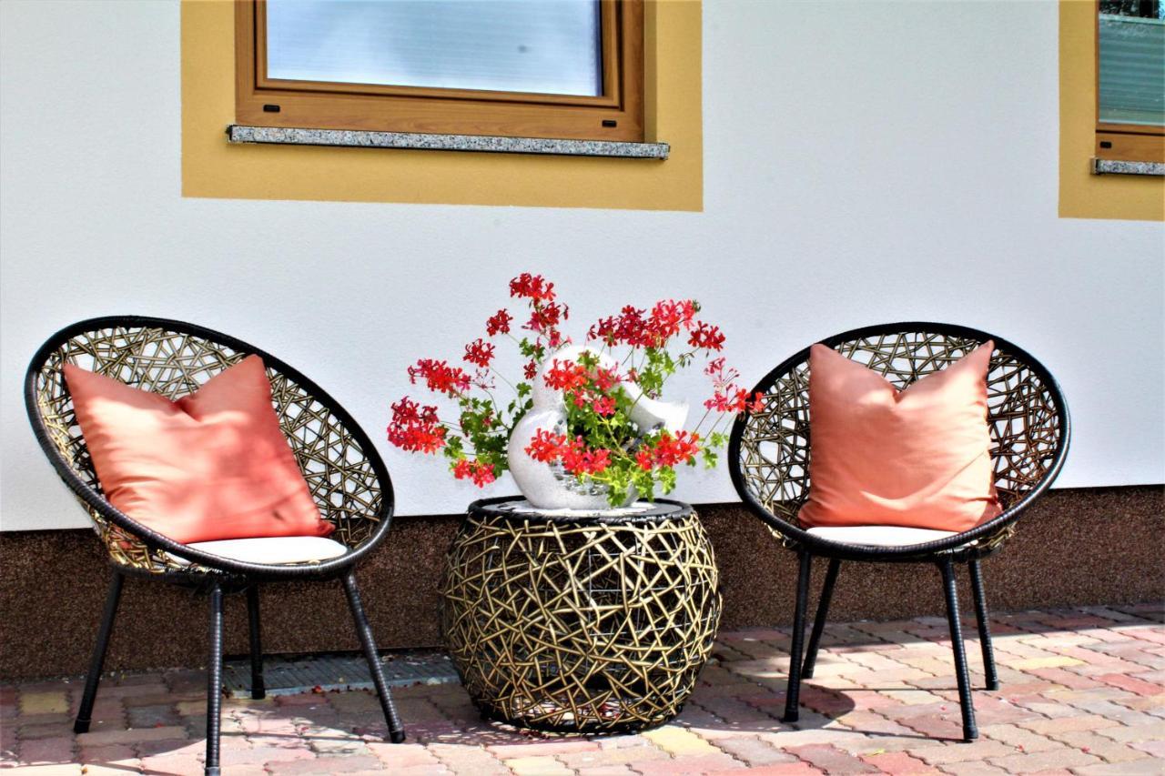 Appartement-Gaestehaus Ursula Flachau Bagian luar foto